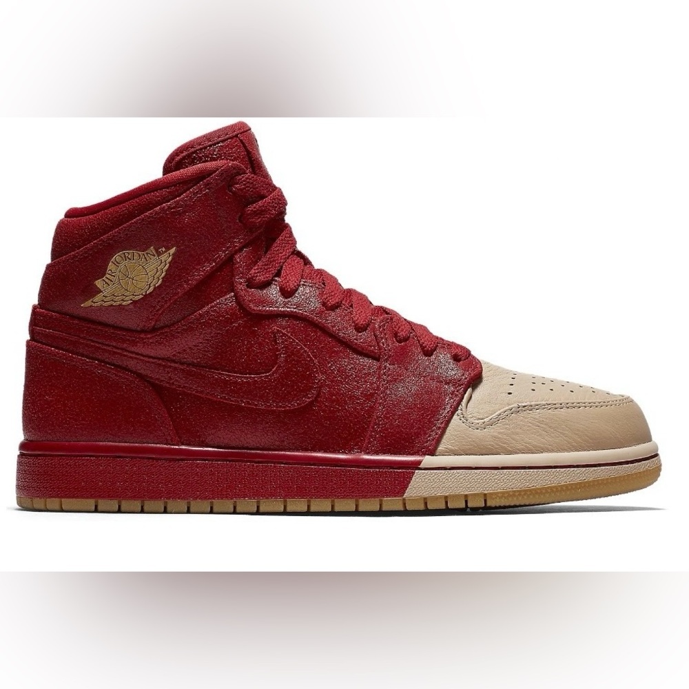 Nike Air Jordan 1 high top in Dip-toe Red (5.5 Men’s / 7 Women’s)